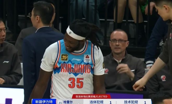 新疆外援哈雷尔被驱逐：冲突背后的球队困境，新疆队哈雷尔被驱逐：一次冲突带来的连锁反应