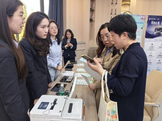 山东省农行深度参与人才服务活动：金融赋能人才发展 农行山东省分行在“两送两问”活动中的积极作为