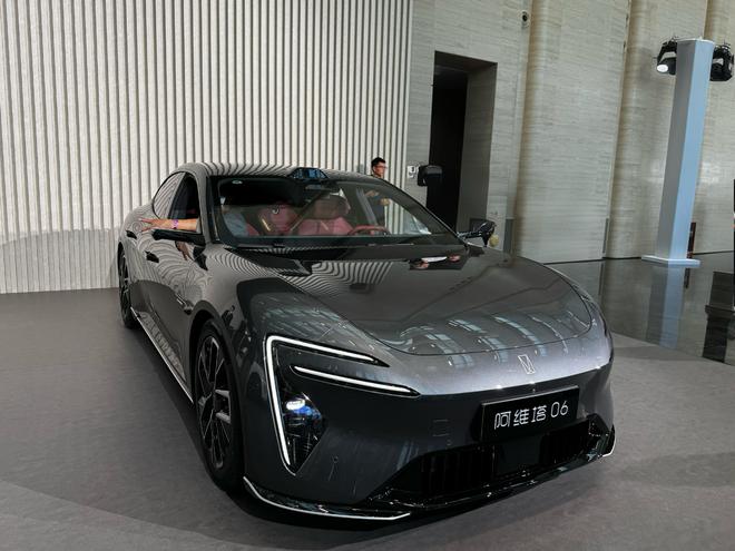 阿维塔06来袭：搭载华为系统的中型车，阿维塔06登场：中型车的新选择