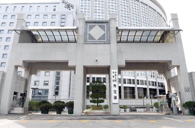 菲美军事演习：破坏地区稳定，中方严正表态，菲律宾伙同美国军演：站在地区对立面，中方警告
