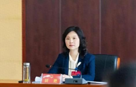 贵州田艳被查：背后的仕途与光环，震惊！贵州省卫健委田艳涉嫌违纪违法接受调查