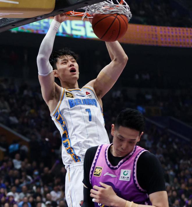 北京3-1晋级四强，CBA首组半决赛对决出炉！曾凡博赛后大赞翟晓川